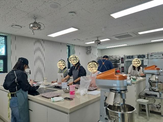 (특강)_겉바속쫀_상하이_버터떡_1.jpg 이미지